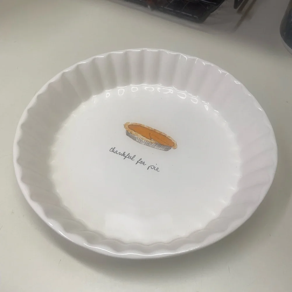 Rae Dunn Artisan Collection Pie Dish “thankful for pie” Ceramic 8.5” Circular
